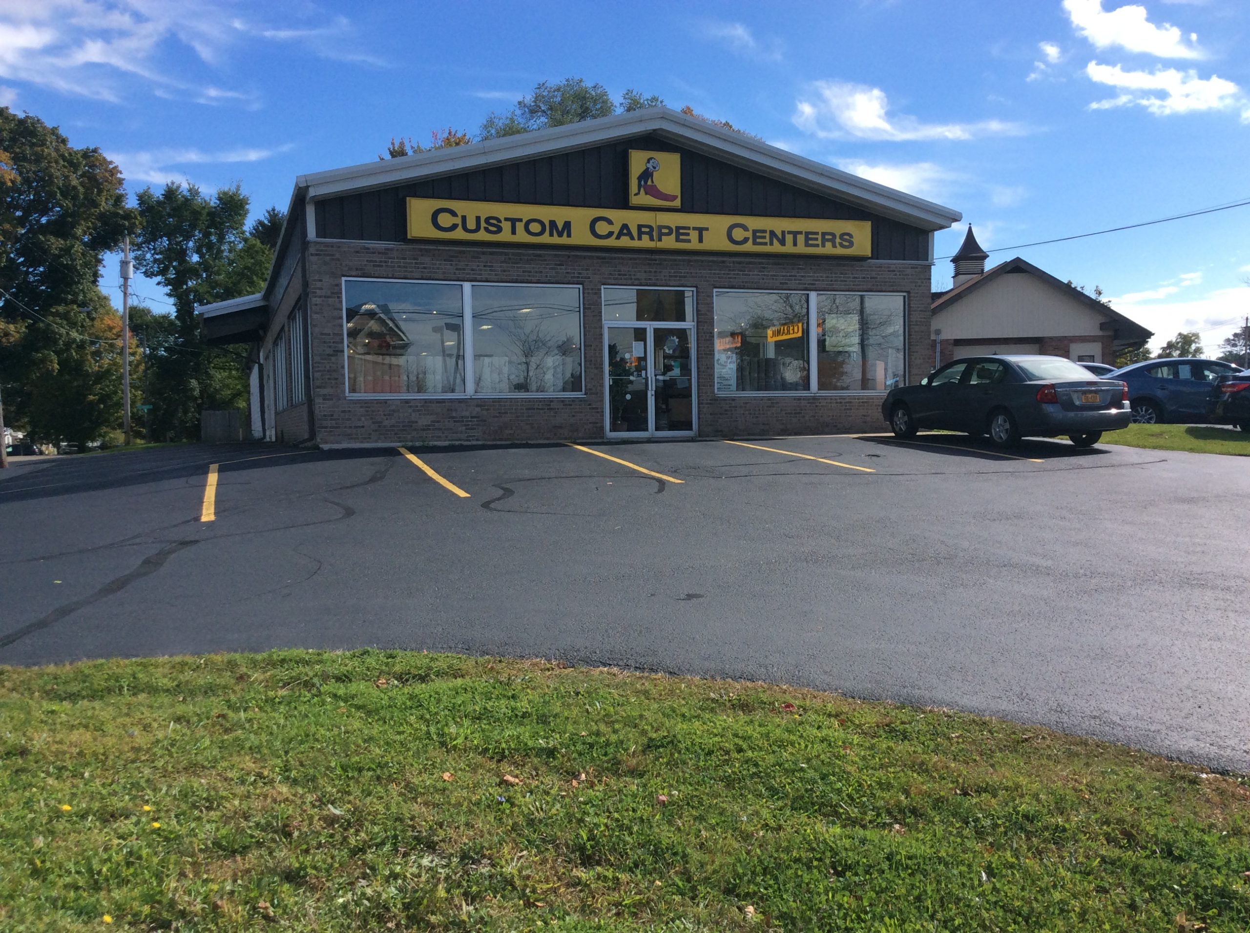 Custom Carpet Centers exterior view | Custom Carpet Centers