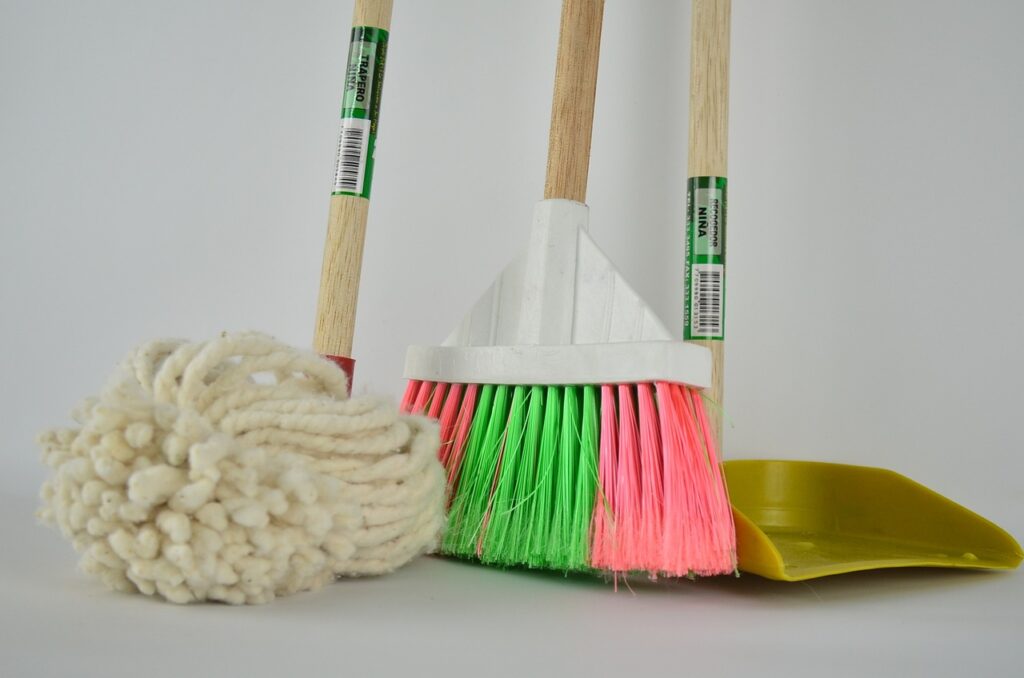 Mop dust pan broom | Custom Carpet Centers