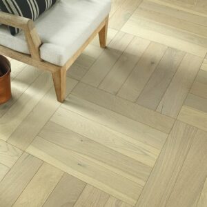 Hardwood flooring | Custom Carpet Centers