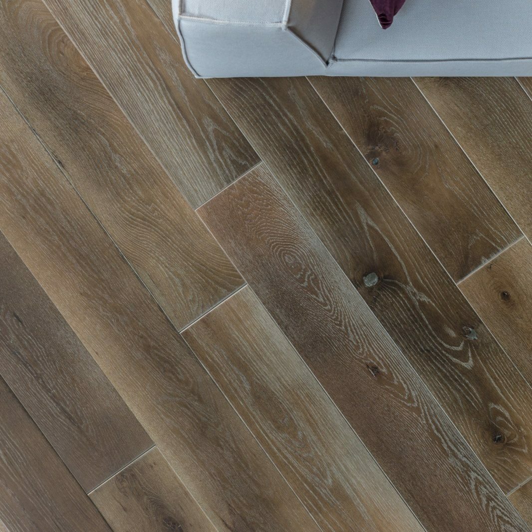 Hardwood | Custom Carpet Centers